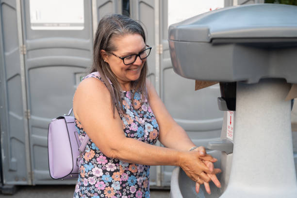 Best Porta potty delivery and setup  in Fillmore, CA